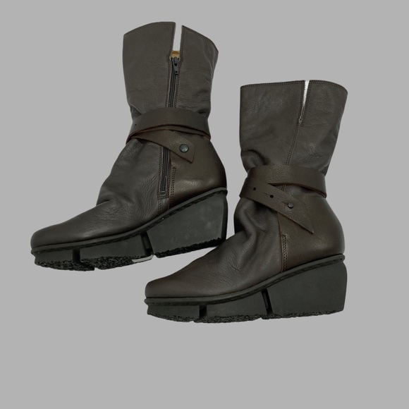 NIB Leather Trippen Draft Boot in Espresso Brown - Picture 4 of 7